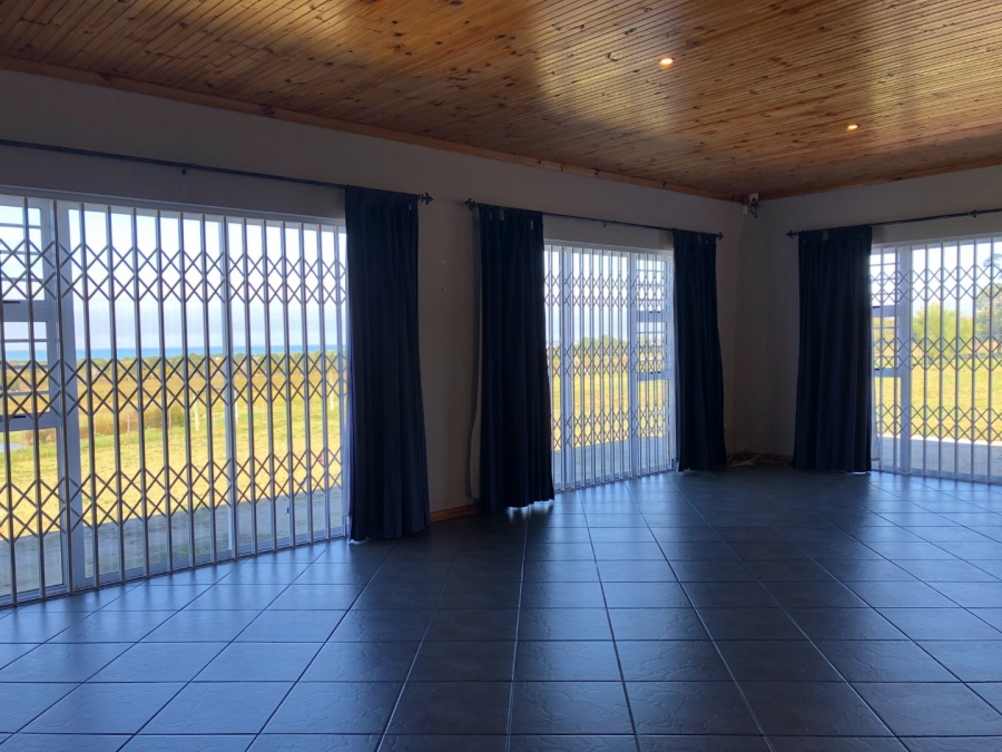 Commercial Property for Sale in Franskraal Western Cape